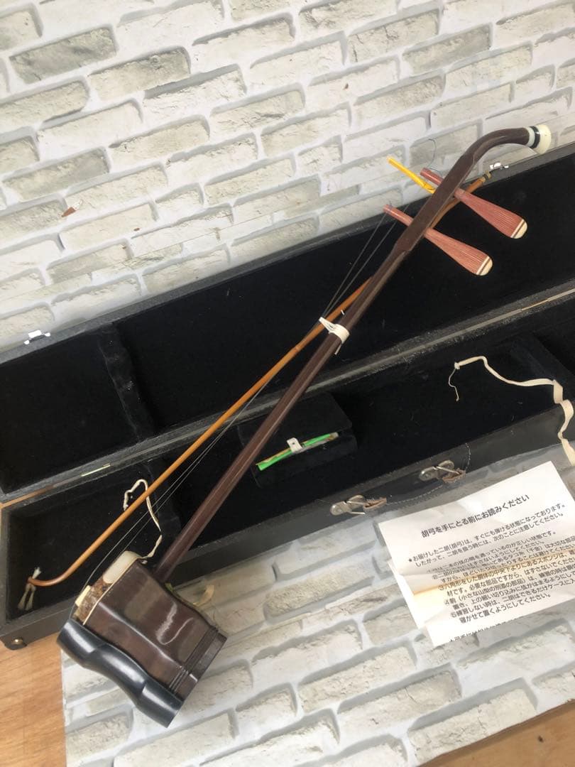 上海二胡　中国　伝統楽器　弦楽器　民族楽器ケース付(A31)