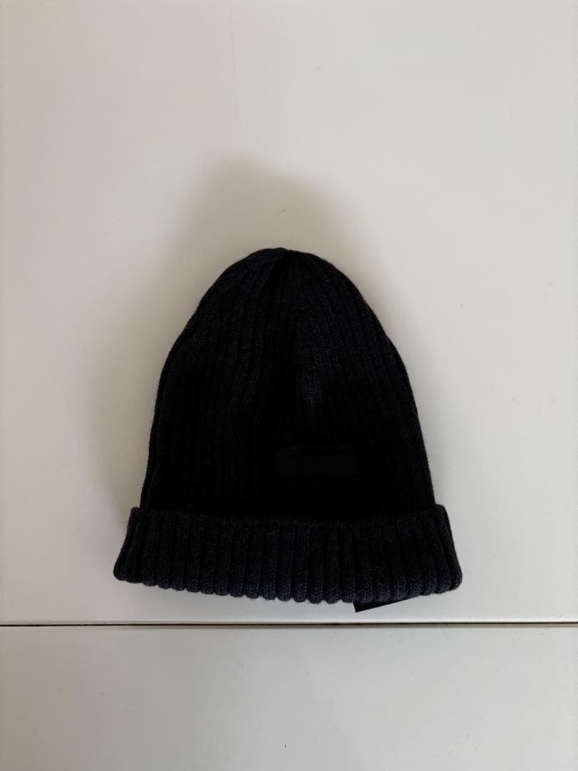 PRADAグレー ビーニー