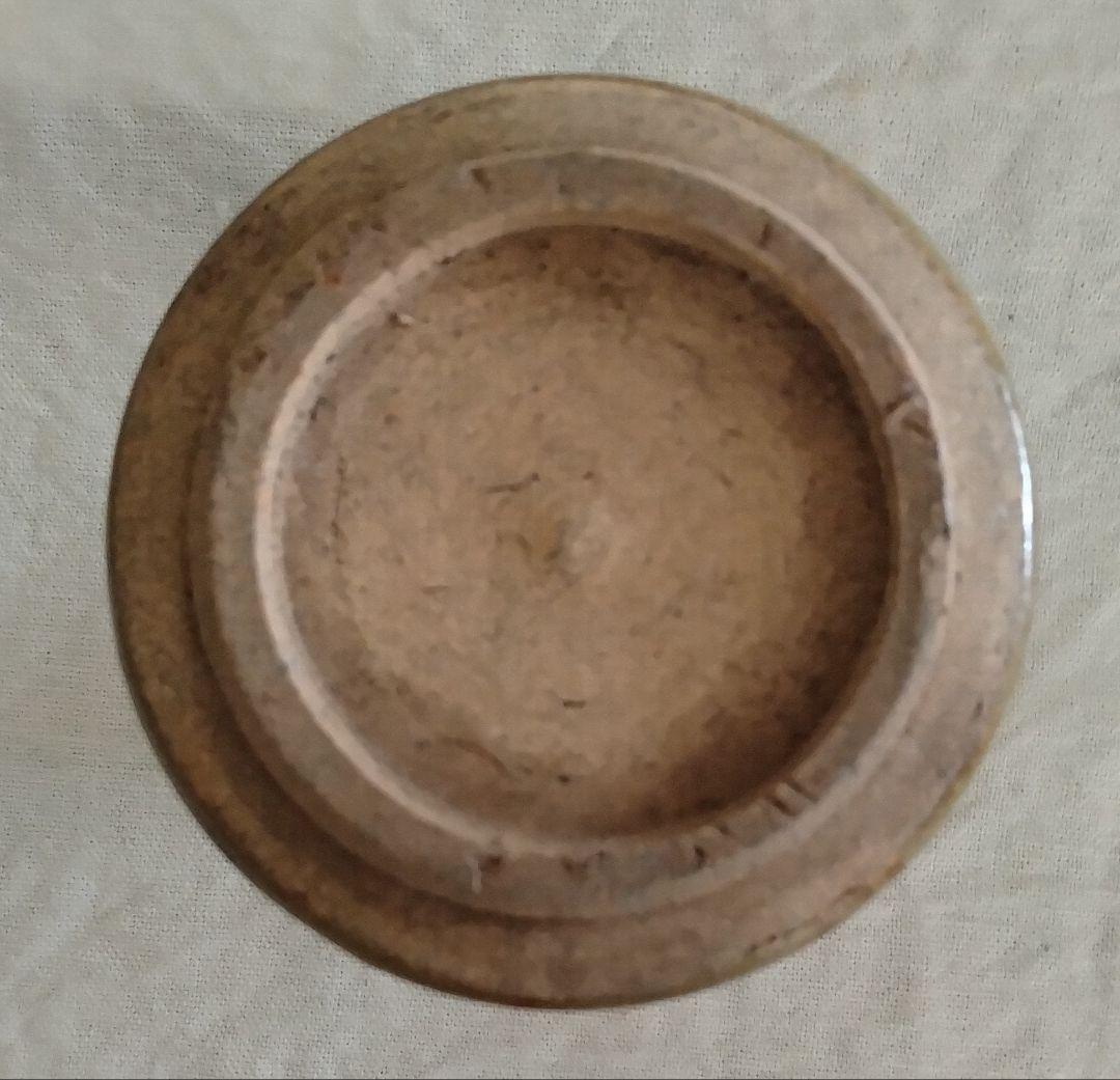 山野草が似合う逸品、信楽焼の風情ある花生（はないけ）