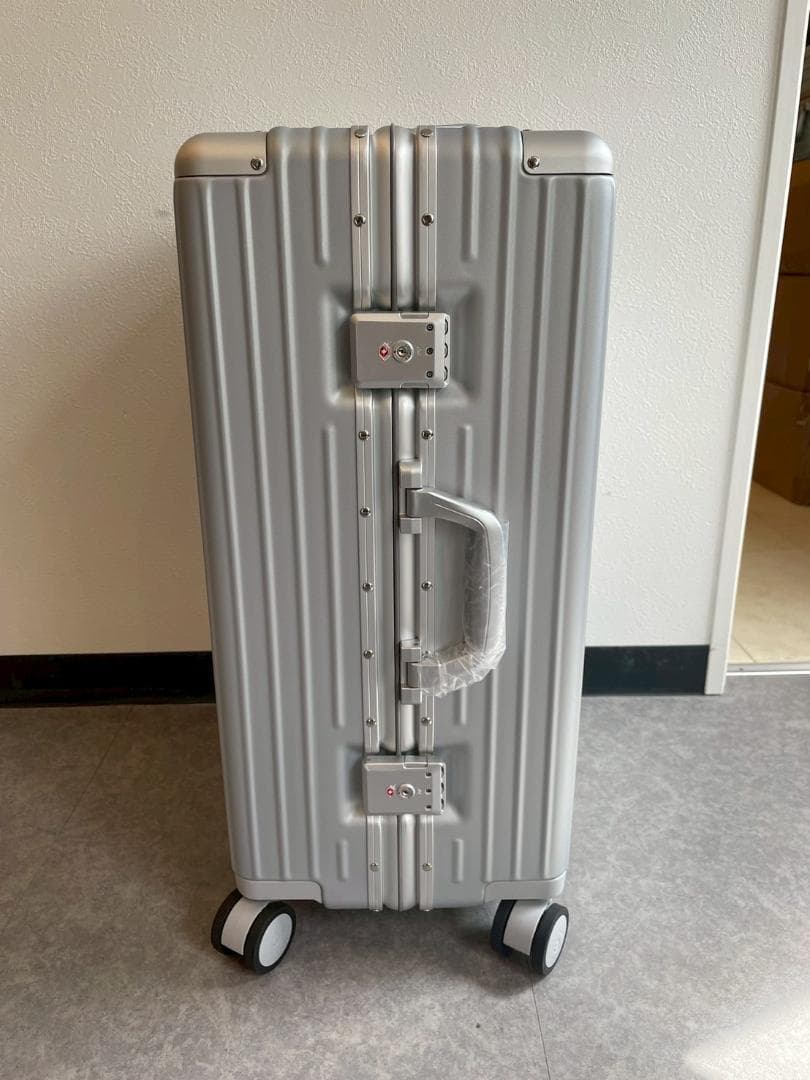 3000円オフ！リベティ多機能キャリーケース【マットシルバーМサイズ】69