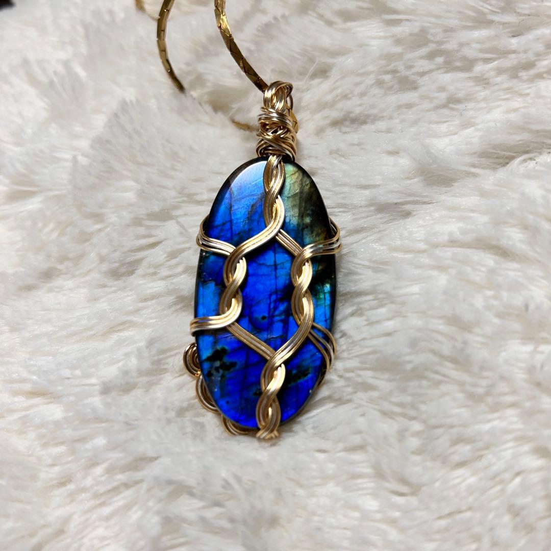 ラブラドライト ワイヤーラッピング ペンダント