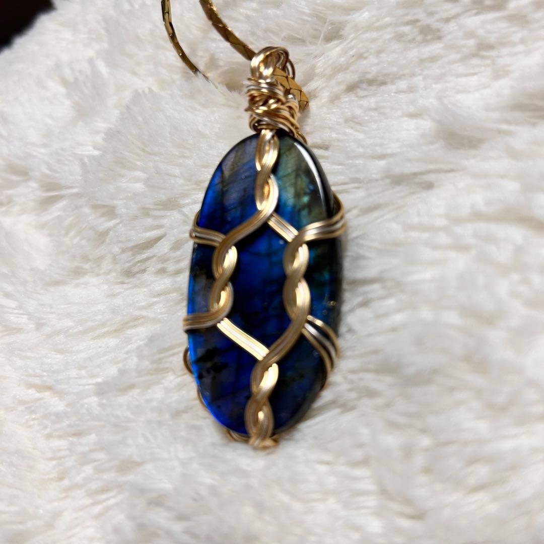 ラブラドライト ワイヤーラッピング ペンダント