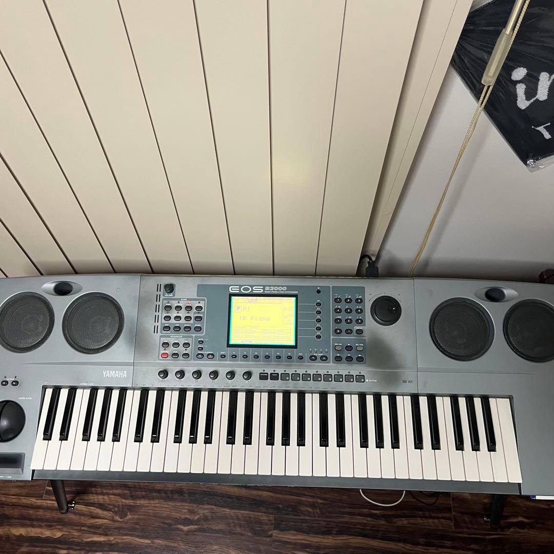 Yamaha EOS 2000 シンセサイザー