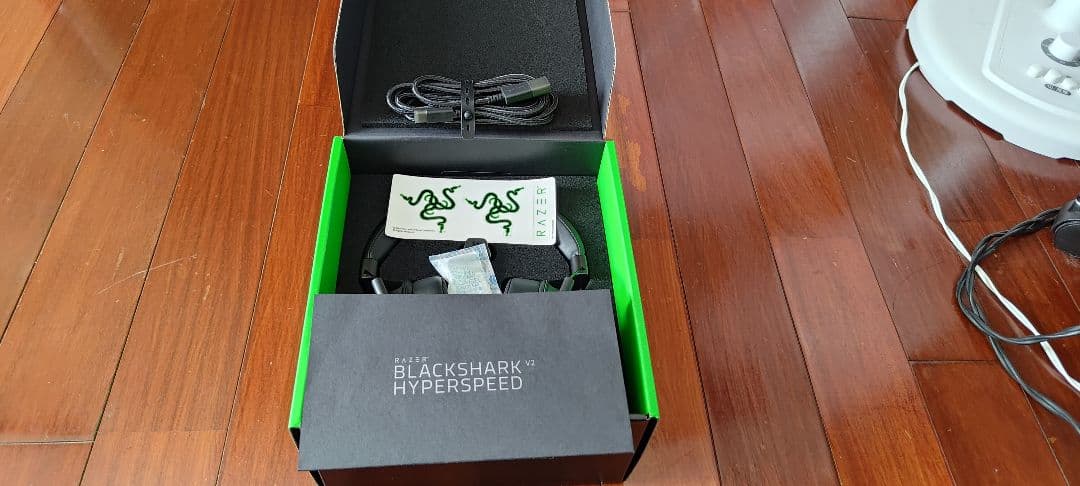 RazerBLACKSHARK V2 HYPERSPEEDゲーミングヘッドセット