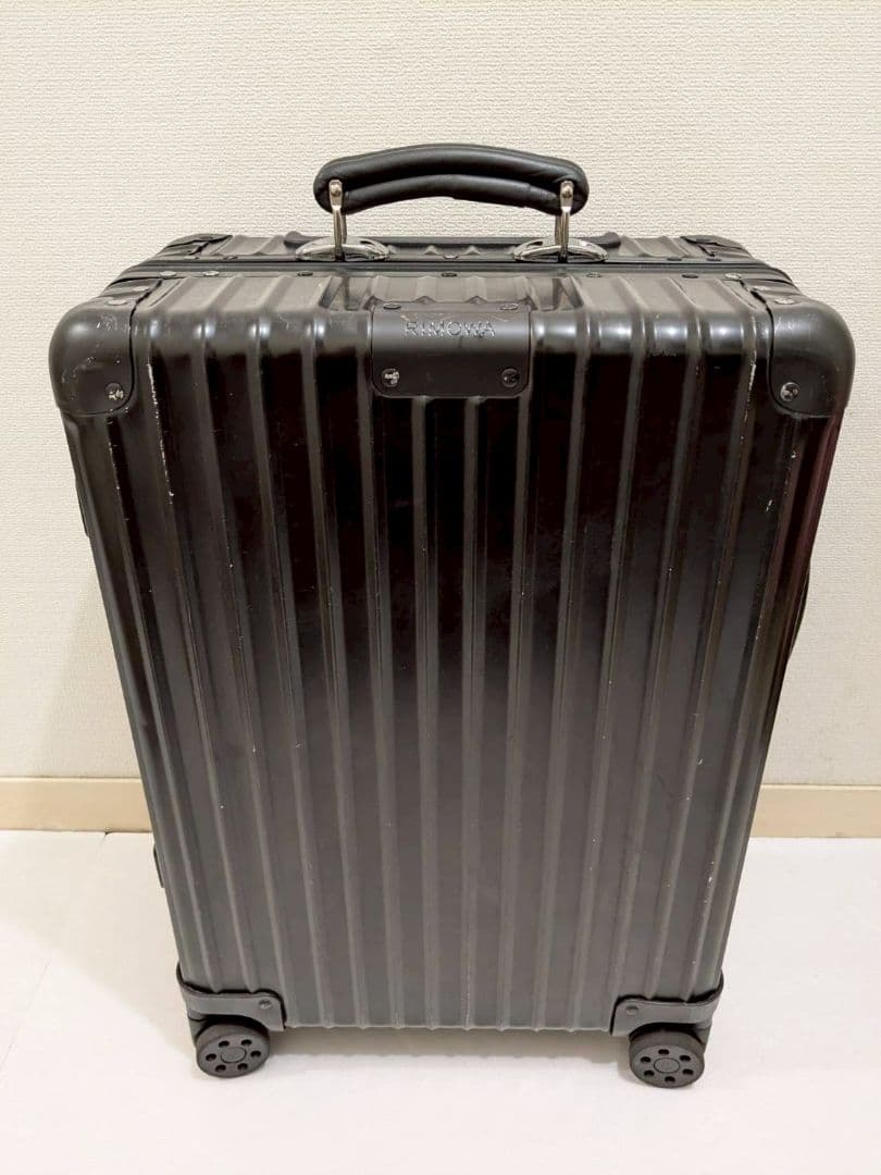 生涯保証 リモワ クラシック キャビン ブラック 36L