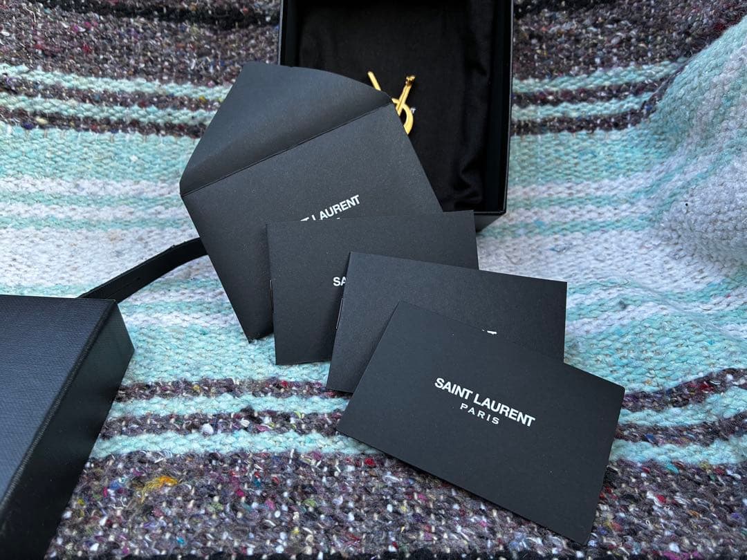 サンローラン　ブローチ　【確実正規品】