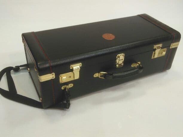 バック　トランペット　ハードケース　未使用品