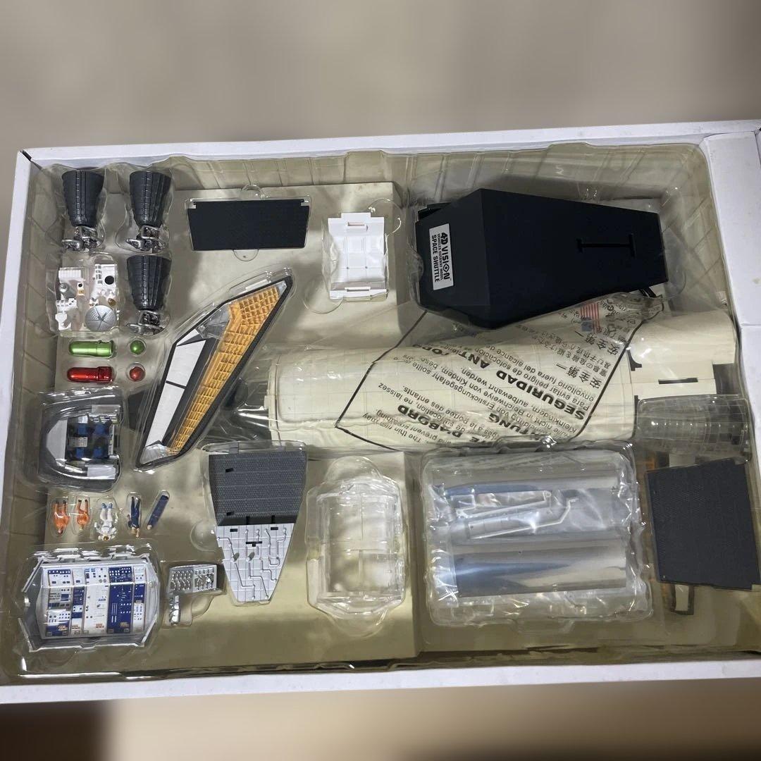 「外箱美品・希少4Dビジョン宇宙シャトル精巧モデルでコレクションに最適Ln198