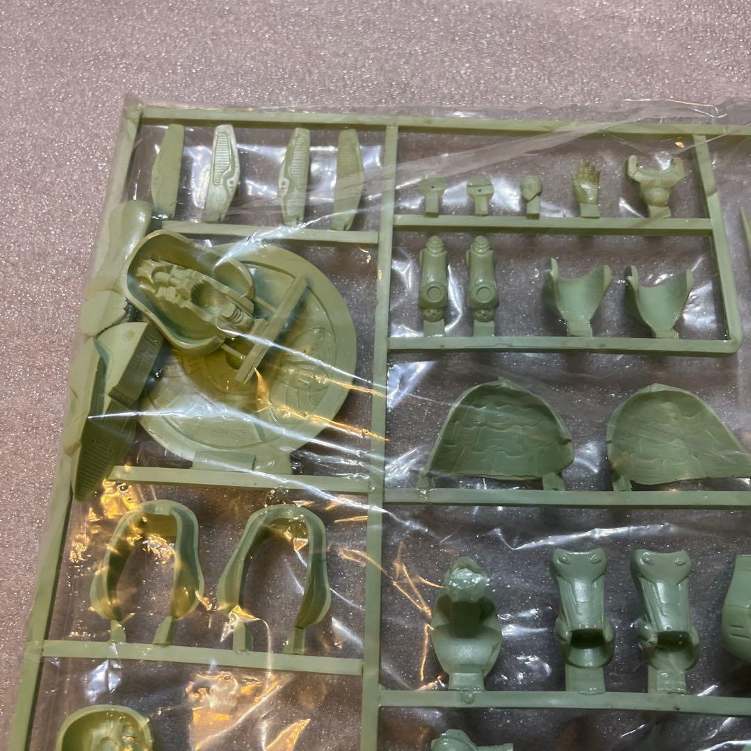 ボークス　マグロウ 1/00 FSS ファイブスター物語 ガレージキット　現状