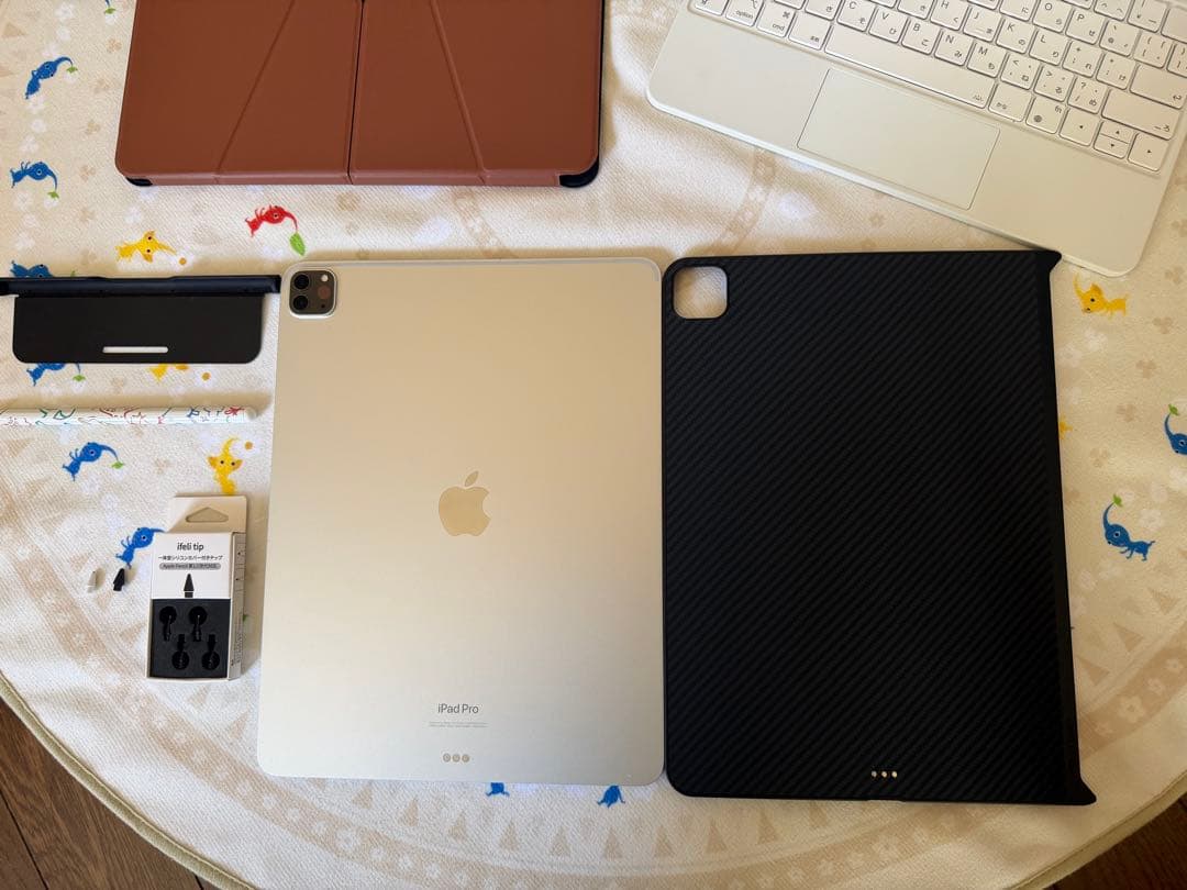 iPadPro12.9第6世代128GB『シルバー』Wi-Fiモデル　付属品付き