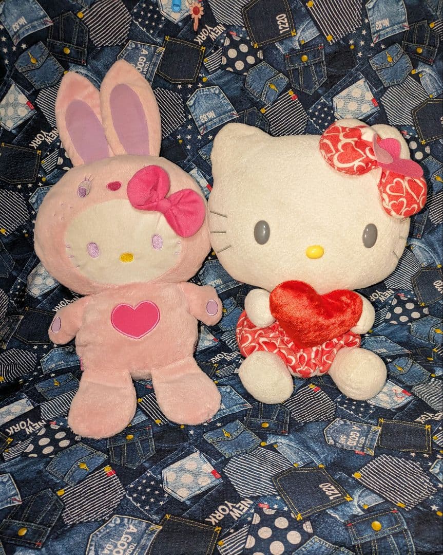 希少♡サンリオ♡キティ♡赤色ハートクッション♡BIGぬいぐるみ＆カラフルバーニー