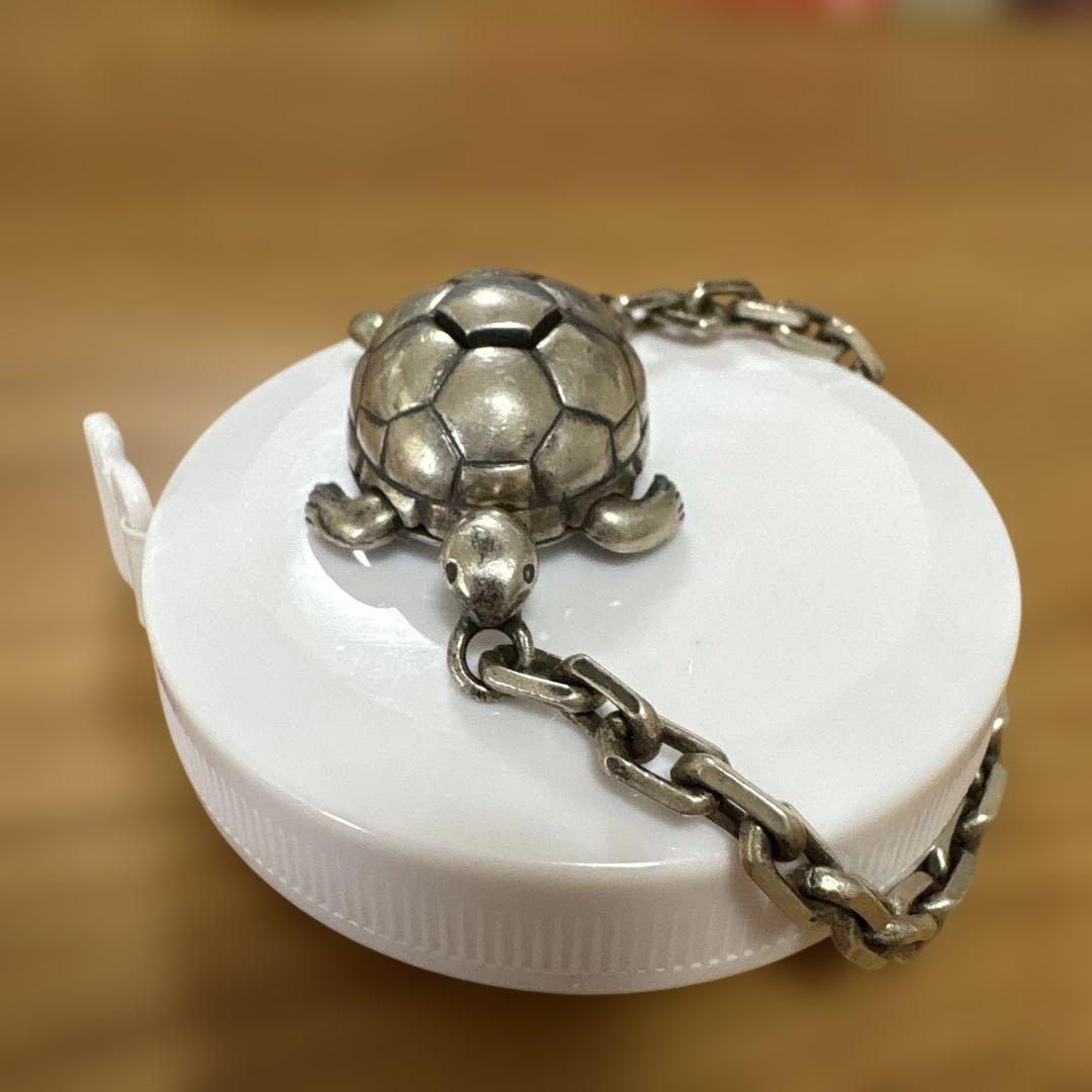 HERMES シルバー製亀のキーホルダー