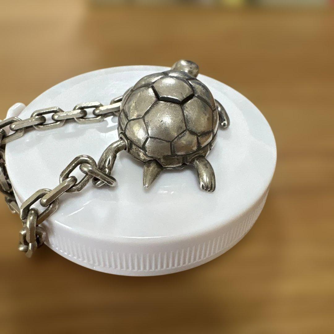 HERMES シルバー製亀のキーホルダー