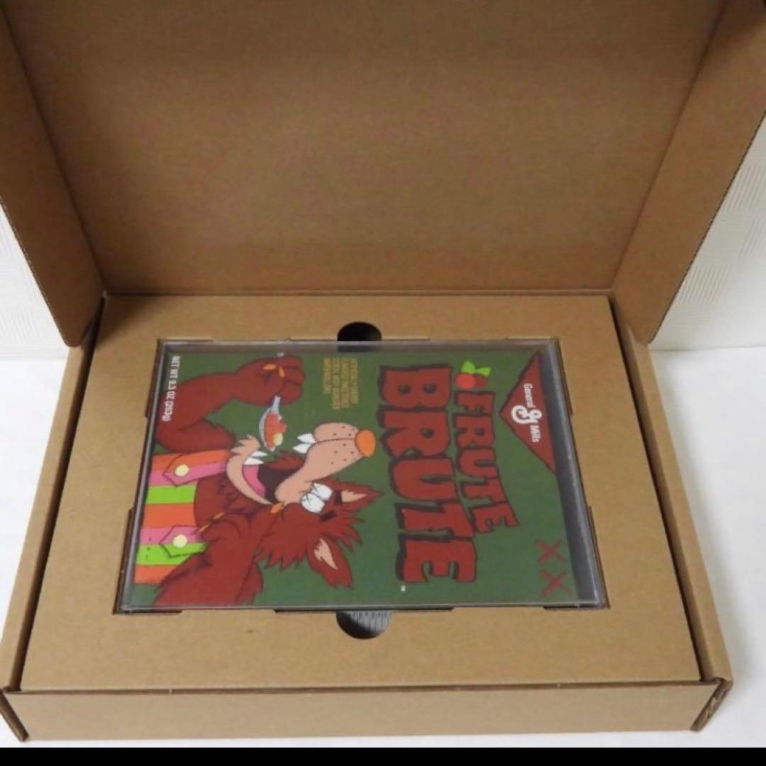 KAWS ゼネラルミルズ モンスターシリアル x カウズ　限定品 ４種セット