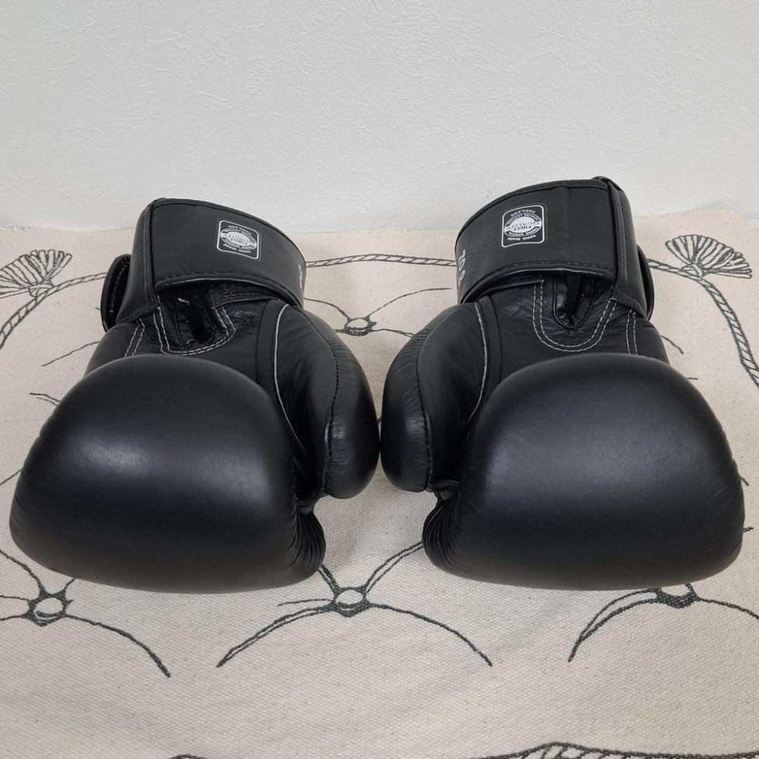 【美品】TWINS SPECIAL ボクシンググローブ 8oz