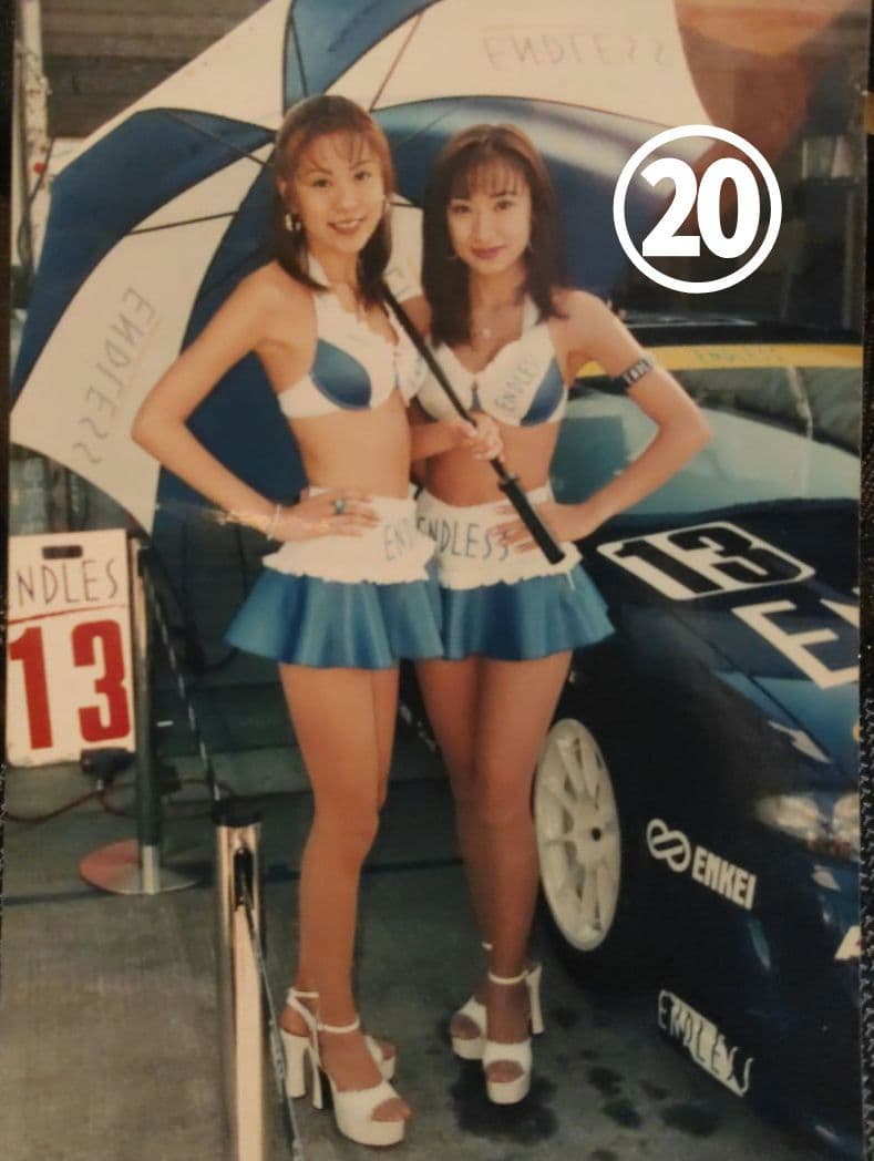 ■ヨッシー　　１６枚■#mochiレースクイーン■