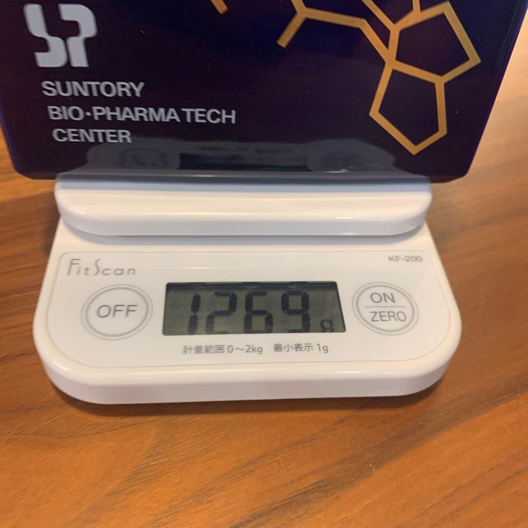 サントリーウイスキー　ローヤル　医療センター竣工記念ボトル　陶器　未開封