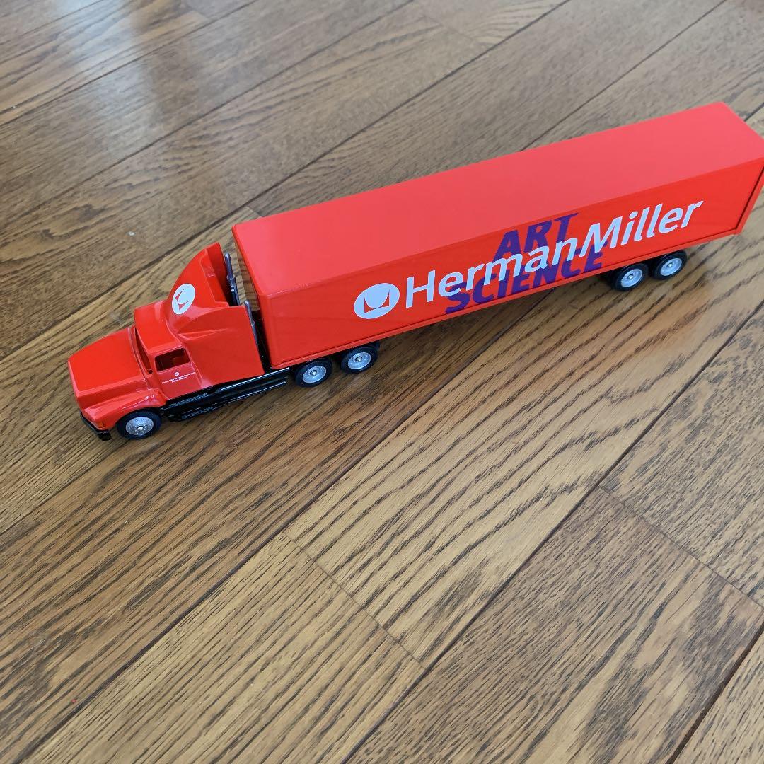 HermanMiller ミニカー 非売品