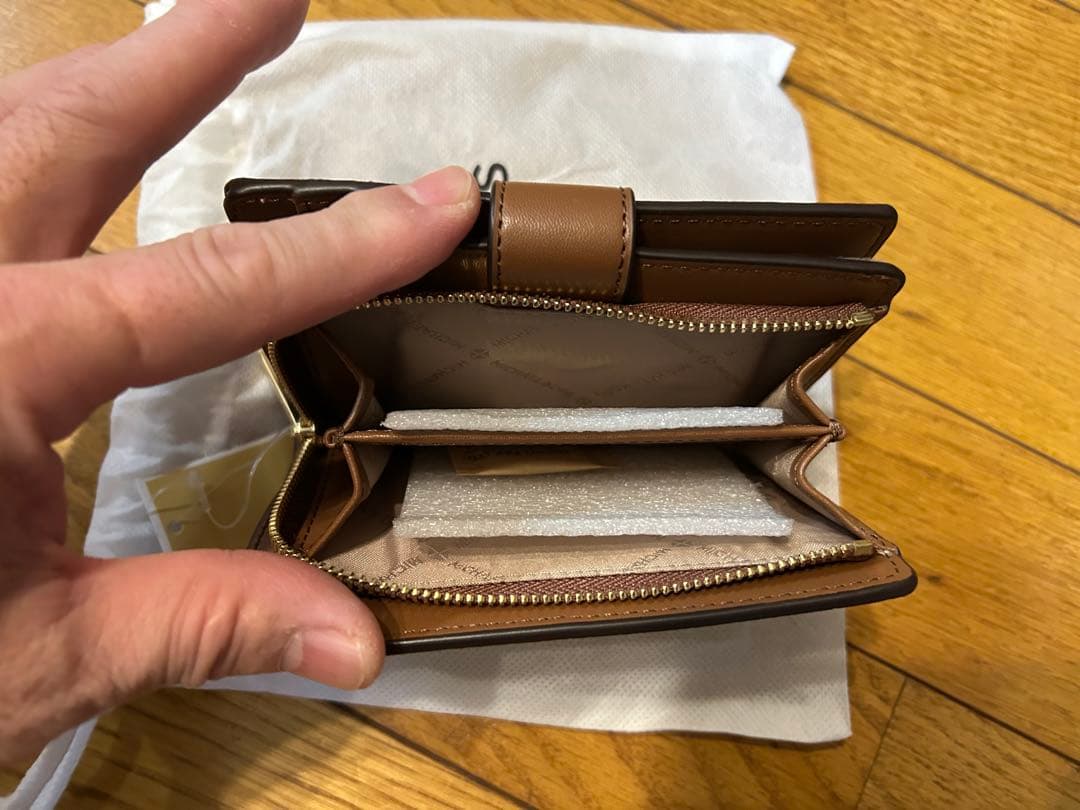 MICHAEL KORS 二つ折り財布 ホワイト/グレー