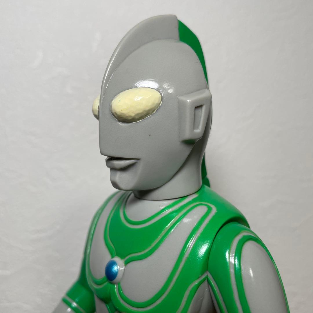 d*3様 ソフビ　Ｍ78星雲人（光の国の人びと）