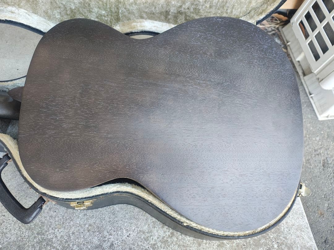 超美品 S.Yairi YF-04 BK マットブラック 弦高2.2mm HC付