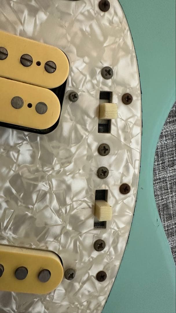 M*s様 Fender エレキギター JAG-STANGミントグリーン