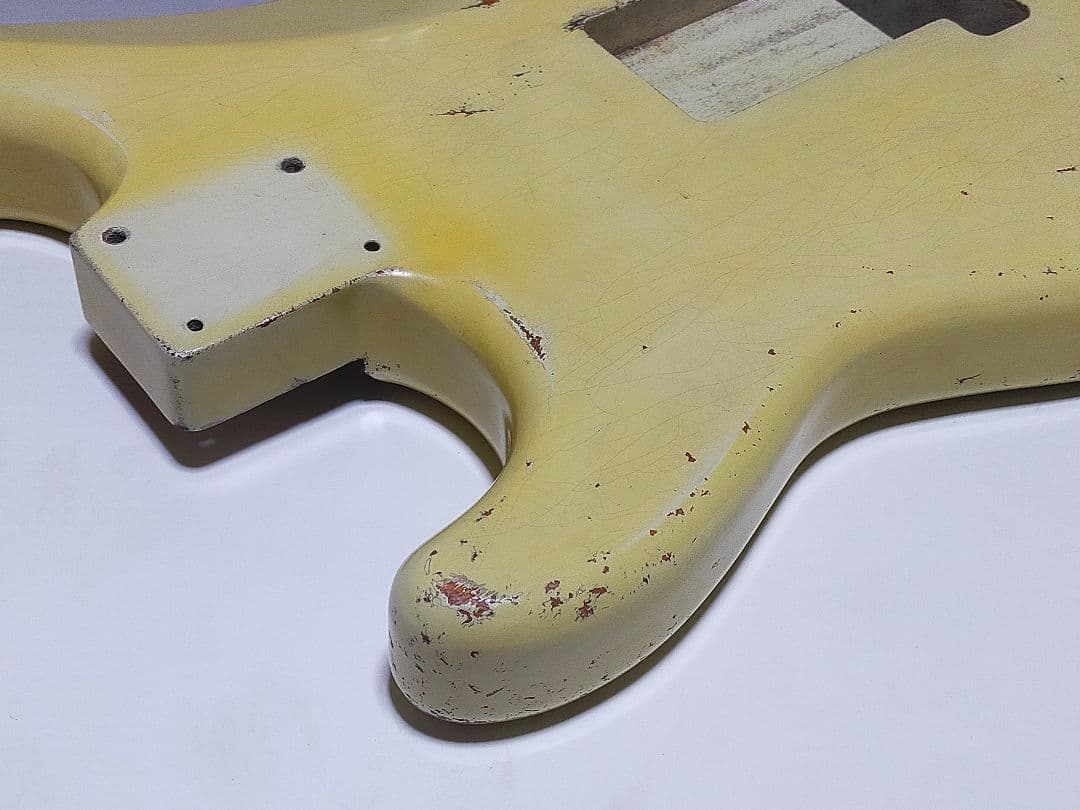 フェンダージャパンネック/マホガニー2Pレリックボディ