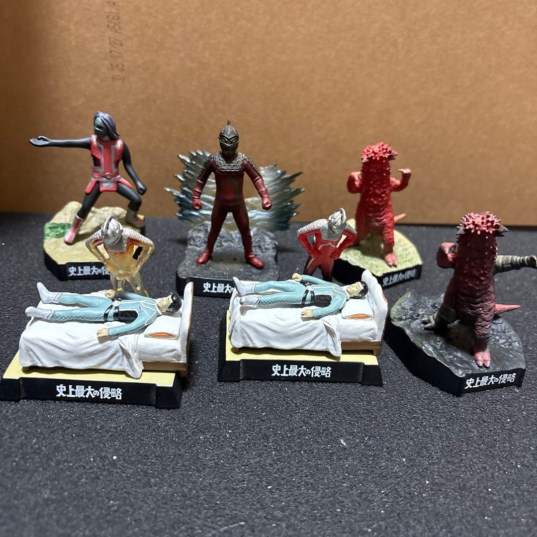 ウルトラ怪獣名鑑　史上最大の侵略6点セット
