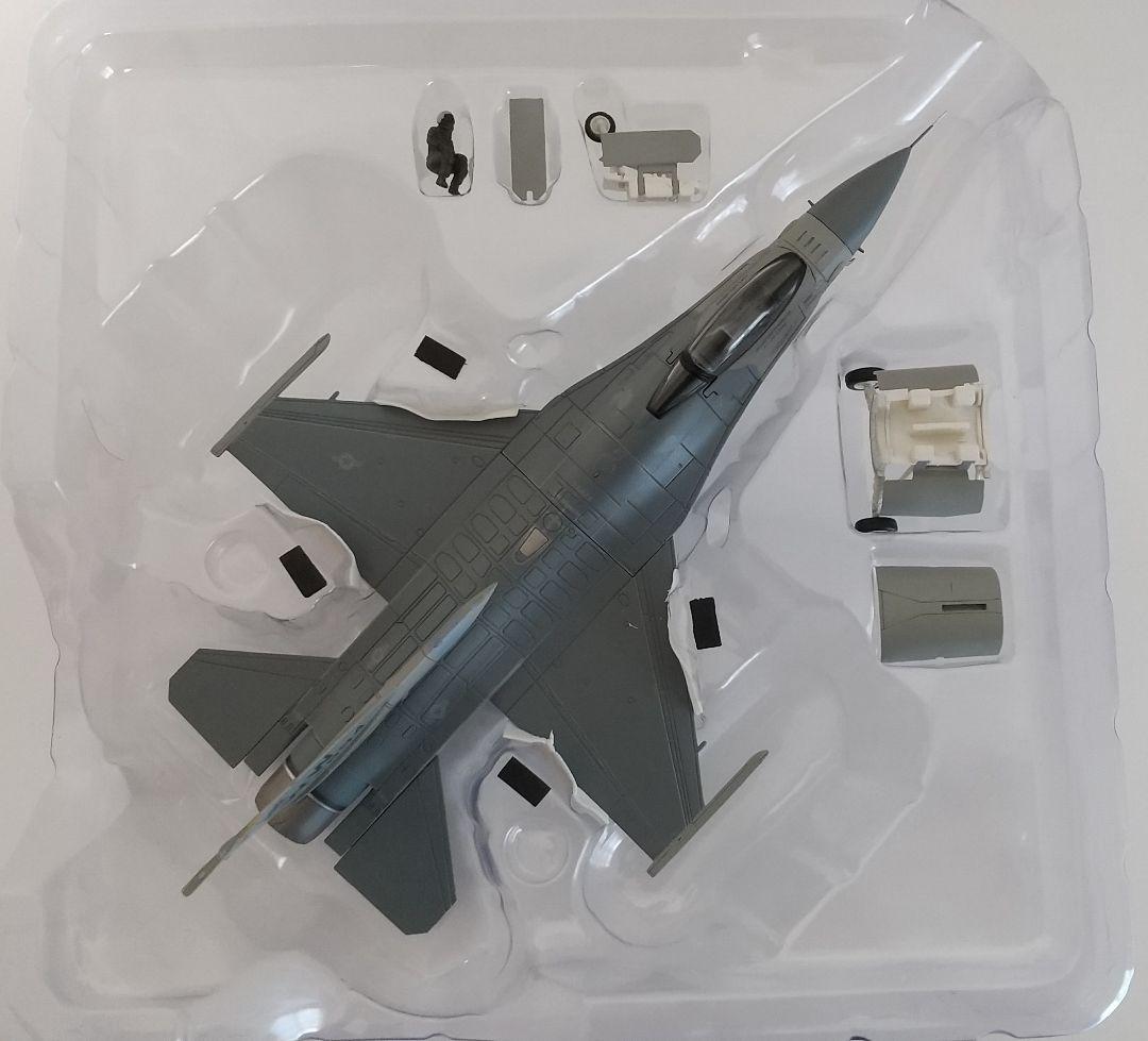 【80年終戦記念】F-16 CM Fighting Falcon ホビーマスター