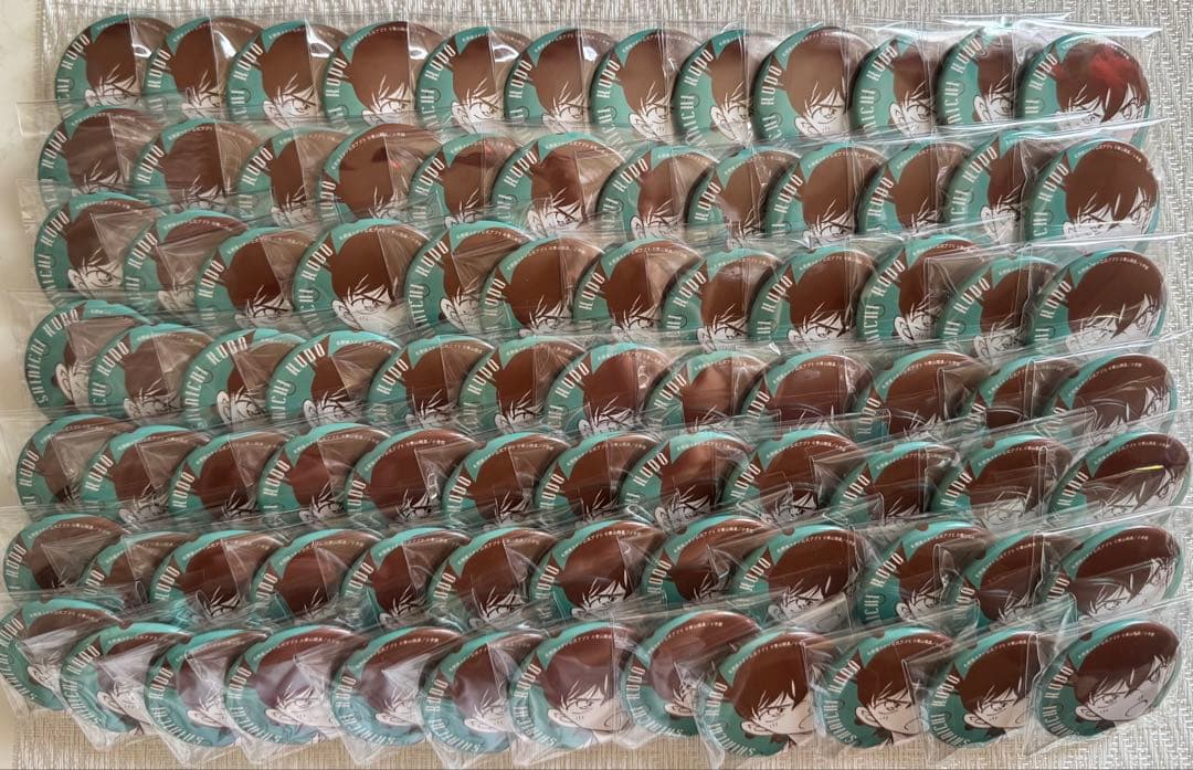 名探偵コナン 公式アプリ缶バッジ 工藤新一 84点