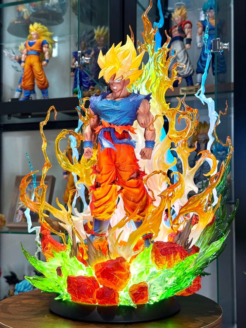 ドラゴンボールZ スーパサイヤ人孫悟空 ガレージキッドフィギュア