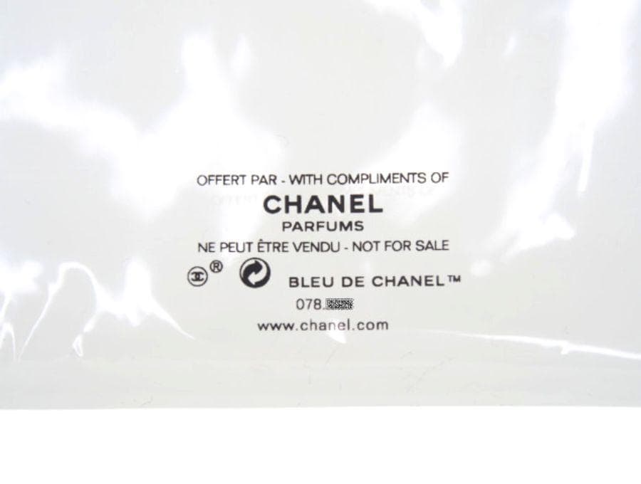 ブルー ドゥ シャネル ノベルティ 小銭入れ 2020 デニム CHANEL