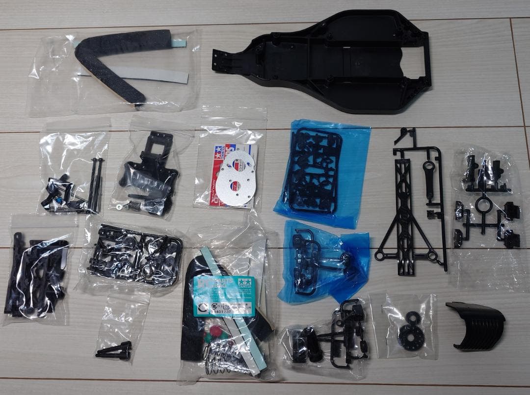 ☆未走行·タミヤ・ザハーク・TRF201 XR アルミロワデッキセット☆