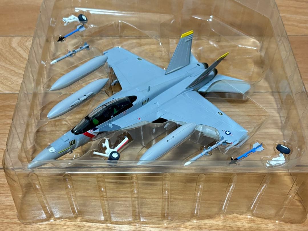 ドラゴン 1/72 F/A-18F SUPER HORNET VFA-2 訳あり