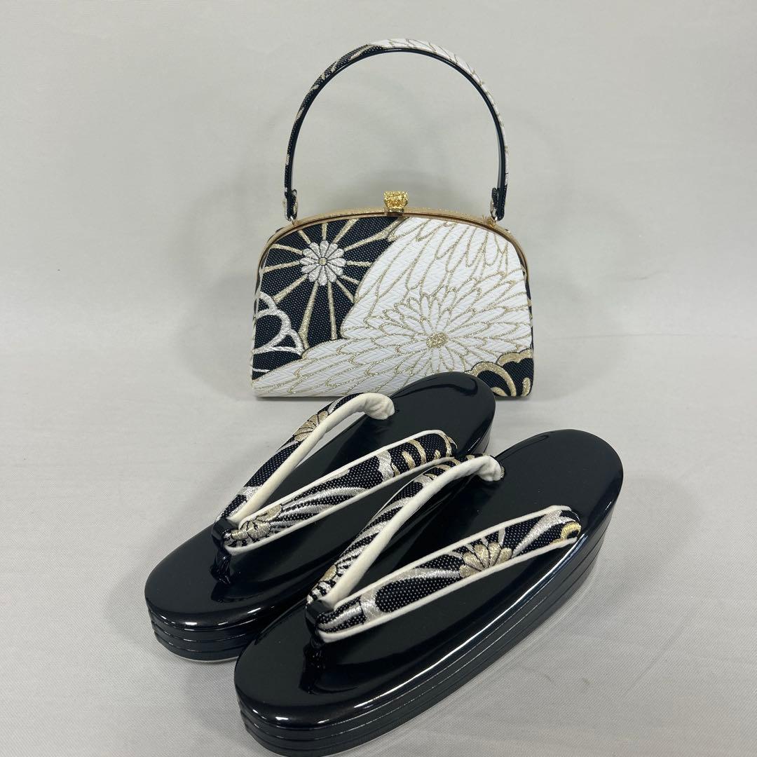 からし色　シックな菊の柄の振袖フルセット