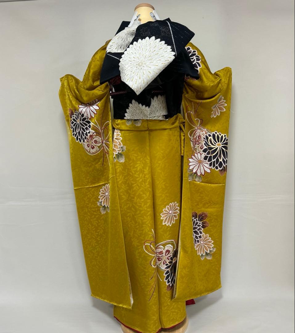 からし色　シックな菊の柄の振袖フルセット