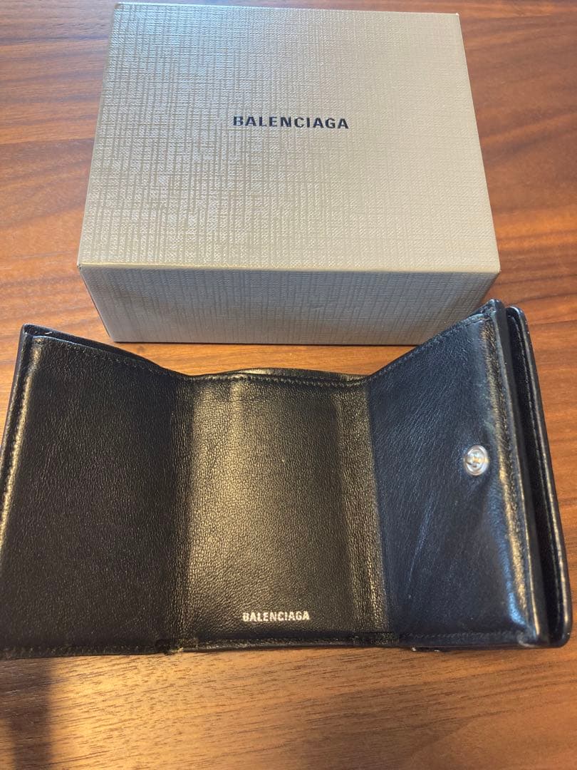 BALENCIAGA バレンシアガ　三つ折り財布 黒 付属品あり