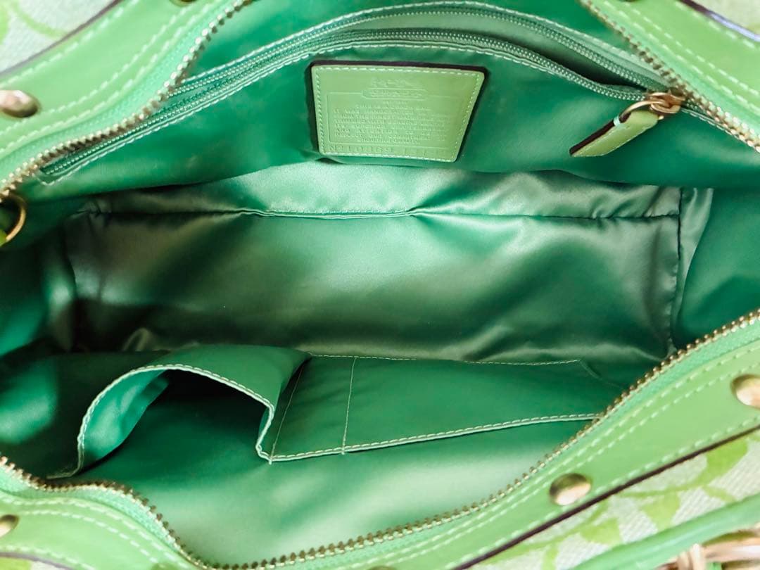 Coach ライトグリーン　ストライプ ハンドバッグ