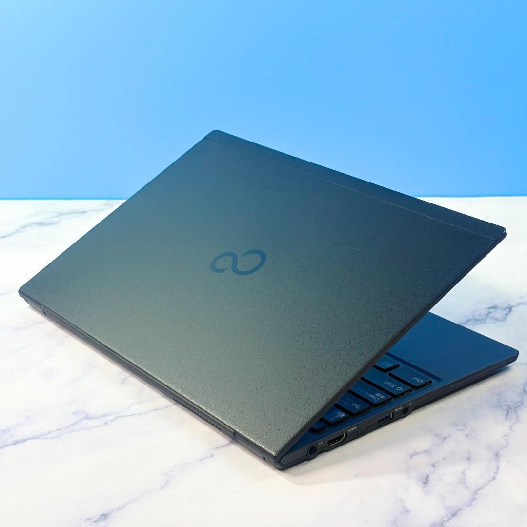 超薄型軽量！メモリ8GB・SSDで快速・指紋認証・Win11◆ノートパソコン