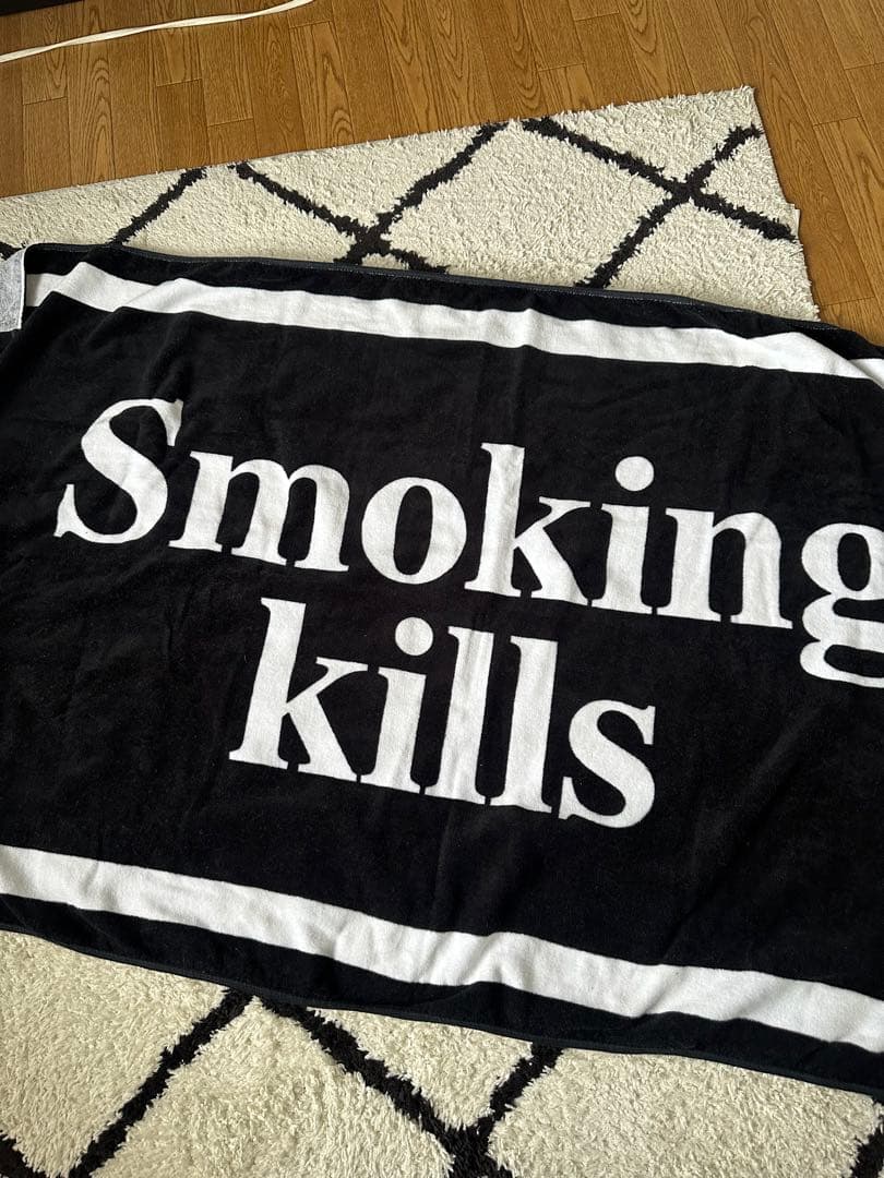 FR2 smoking kills大判バスタオル❣️