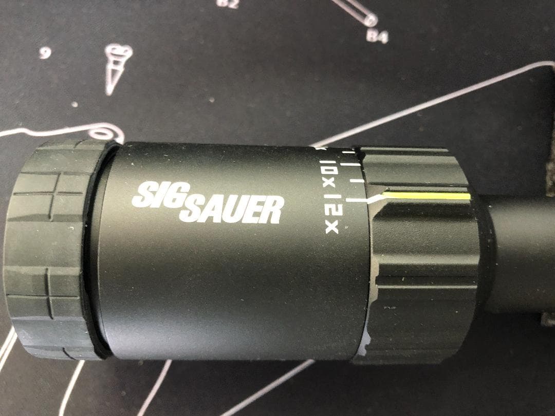 SIG SAUER WHISKEY3 スコープ (4-12X50MM)