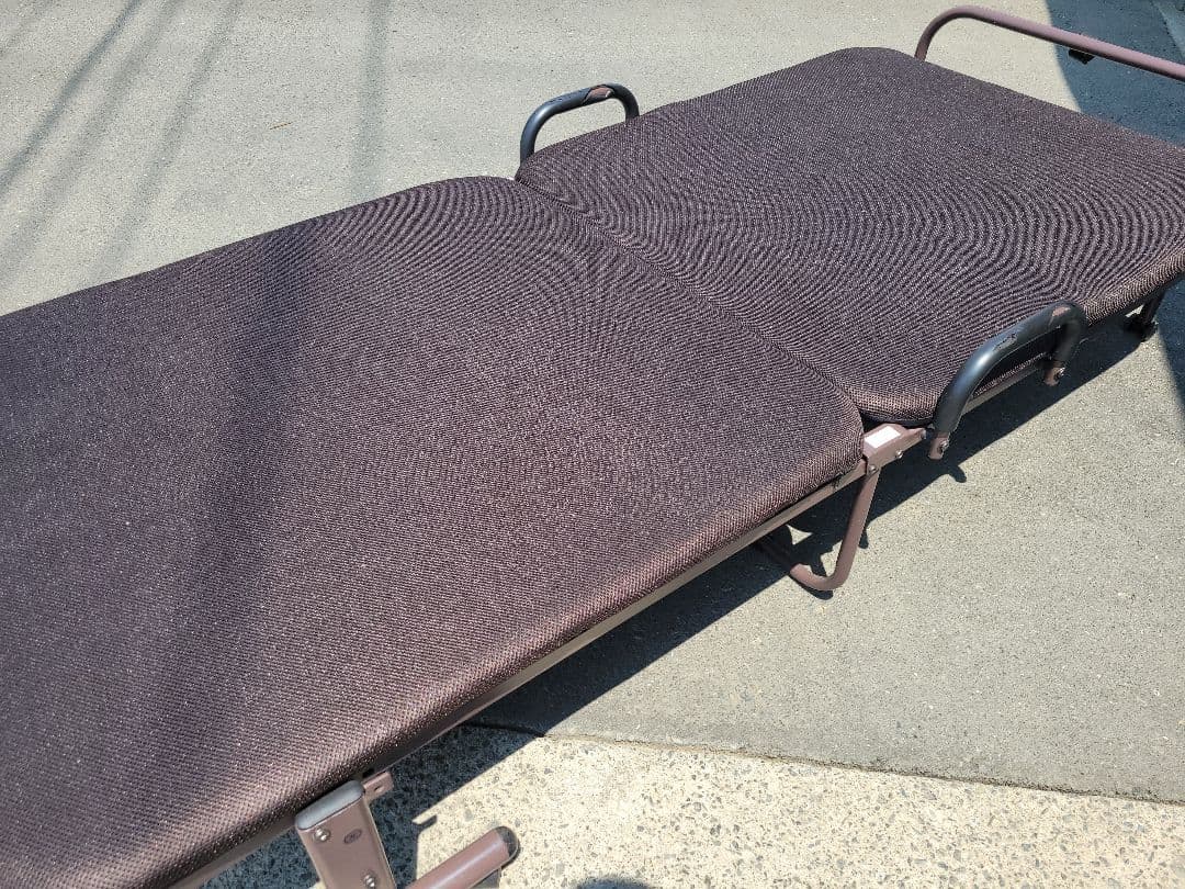 3台まとめて！折りたたみ式 リクライニングベッド ブラウン キャスター付き（③）