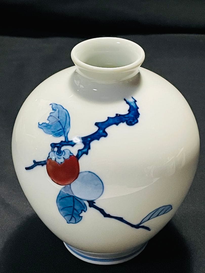 十二代酒井田柿右衛門　柿絵花瓶供箱