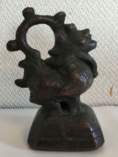 東南アジア　分銅　①