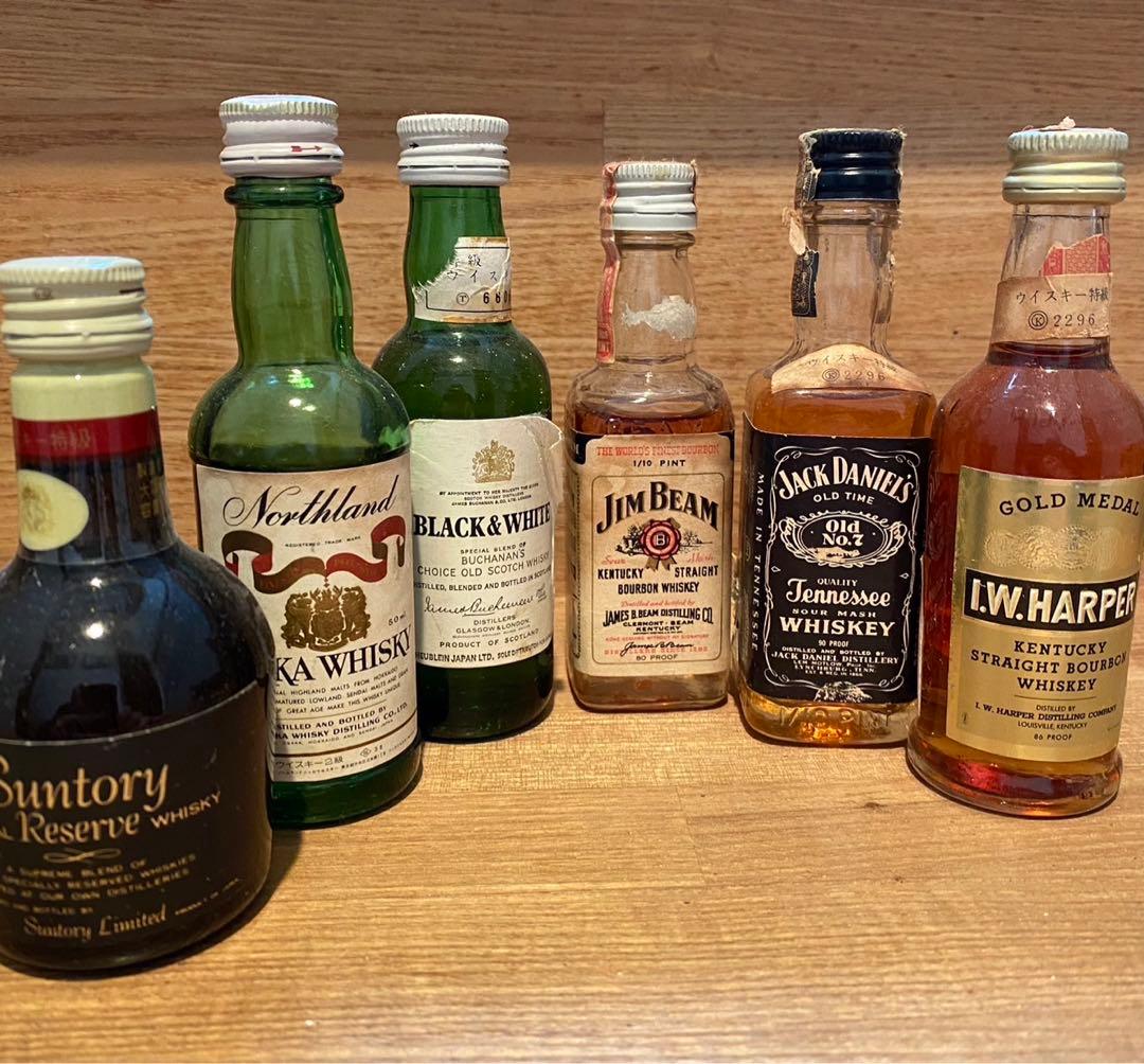 m*7様 希少！ルイ13世ミニチュアバカラボトル&古酒ミニチュアボトル100本！