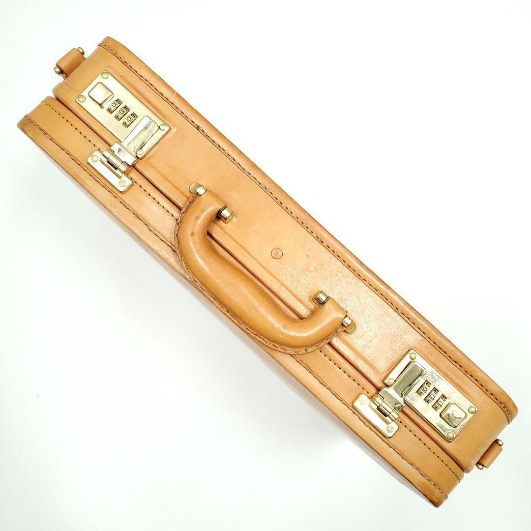 ヌメ革◆福岡 LEAVES◆牛本革レザートランク鍵付きショルダー付き 1066