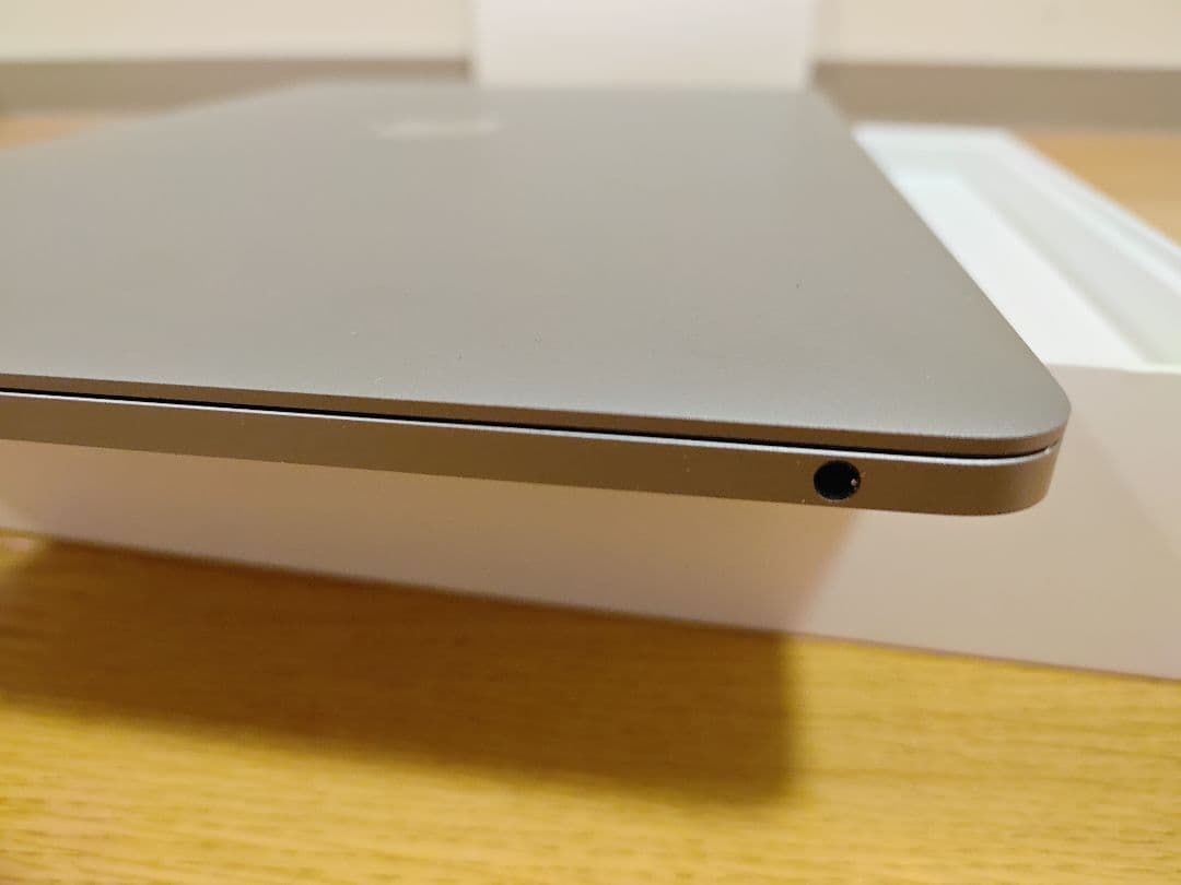 MacBook本体 MacBook Pro 13.3 2019 1.4GHz 16GB 128GB