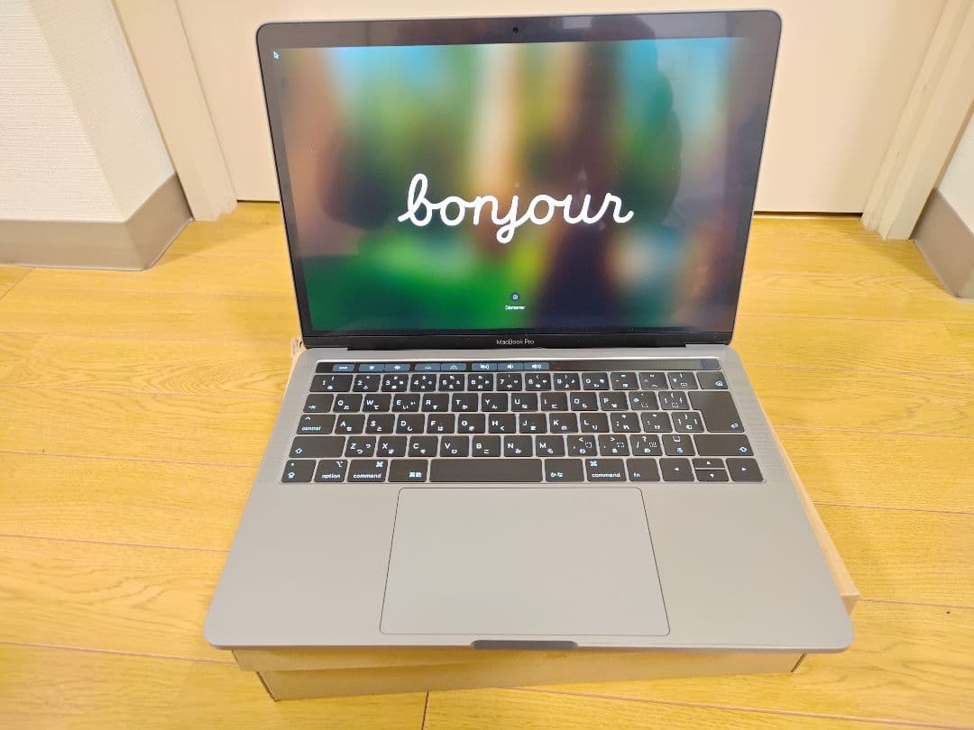 MacBook本体 MacBook Pro 13.3 2019 1.4GHz 16GB 128GB
