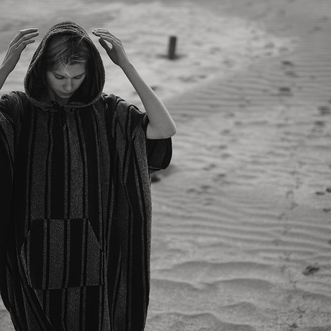 すぐ乾く吸水速乾「hotel_」のストライプ柄 サウナポンチョ