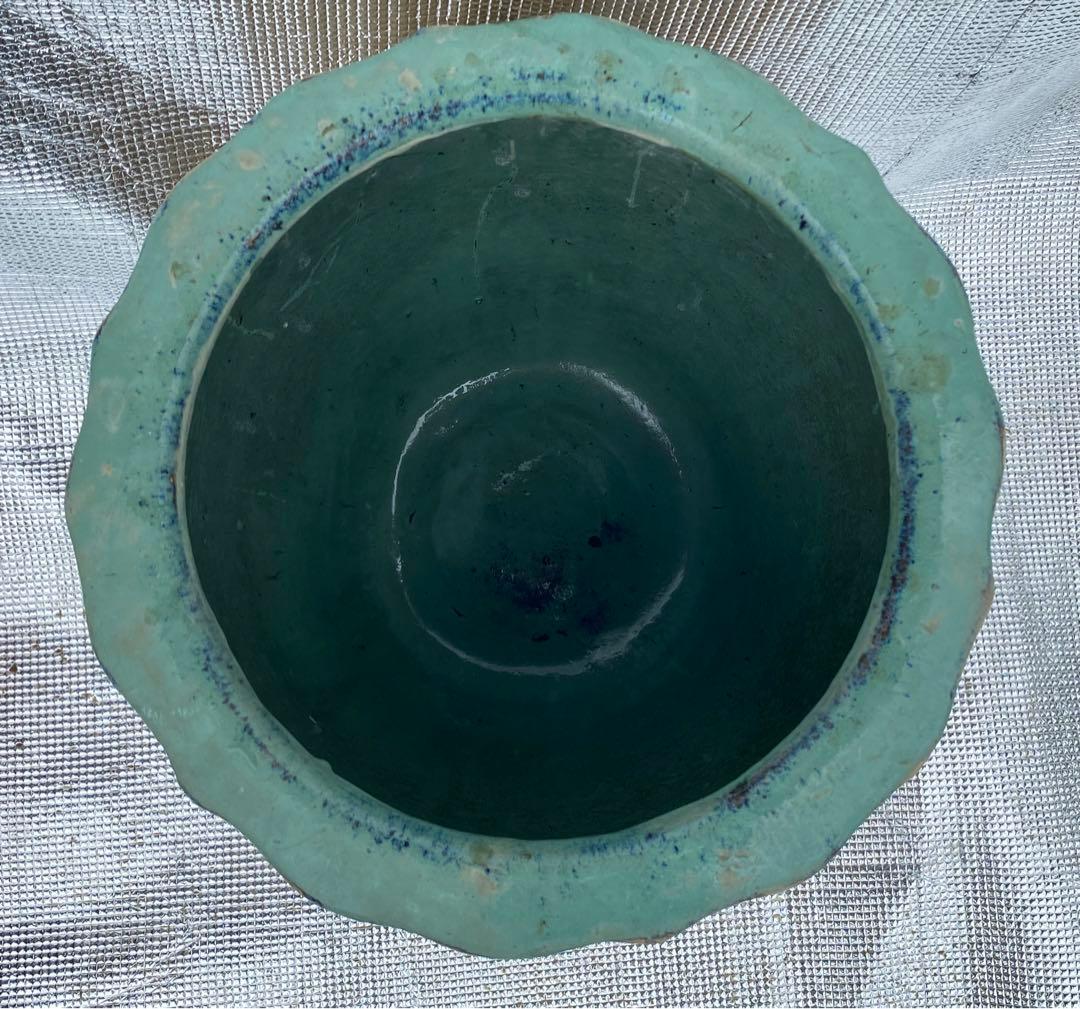 焼き物　めだか鉢　(水蓮鉢)